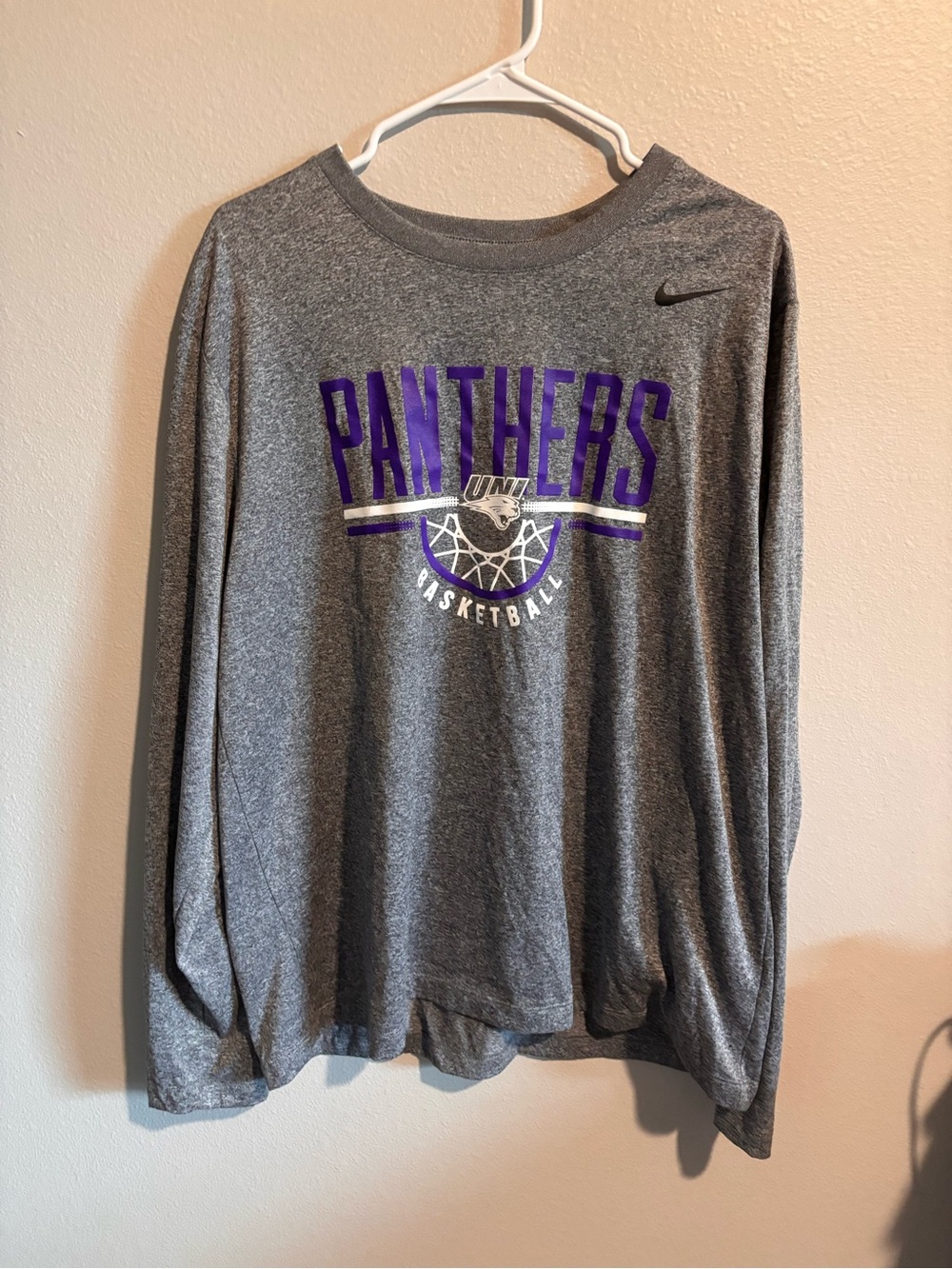 Nike Drifit Panthers Gray Long Sleeve Basketball Tee Size XL